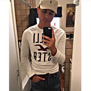 Meet your Posher, Aaron